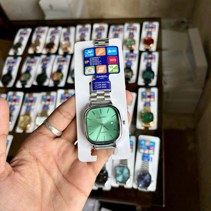 Vintage Classic (Analog Watch)