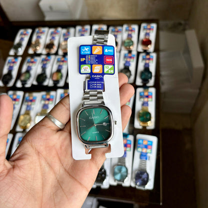 Vintage Classic (Analog Watch)