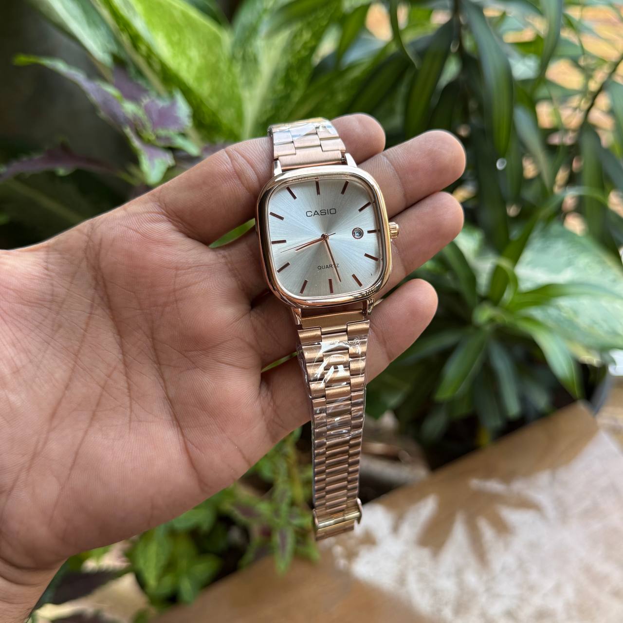 Vintage Classic (Analog Watch)