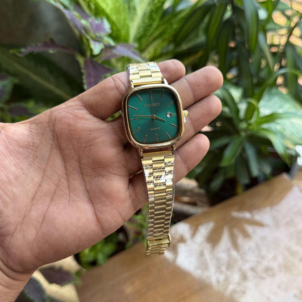 Vintage Classic (Analog Watch)