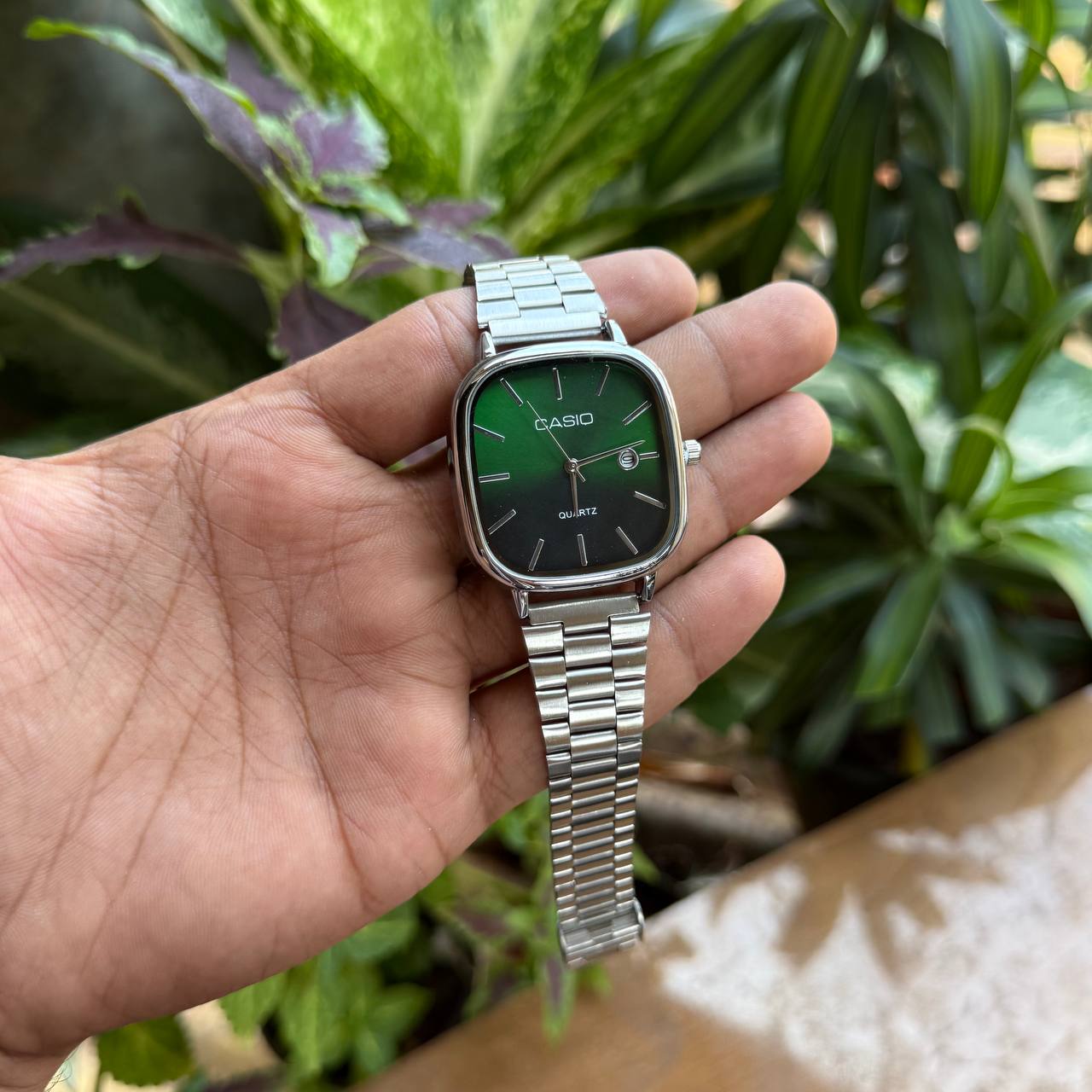 Vintage Classic (Analog Watch)