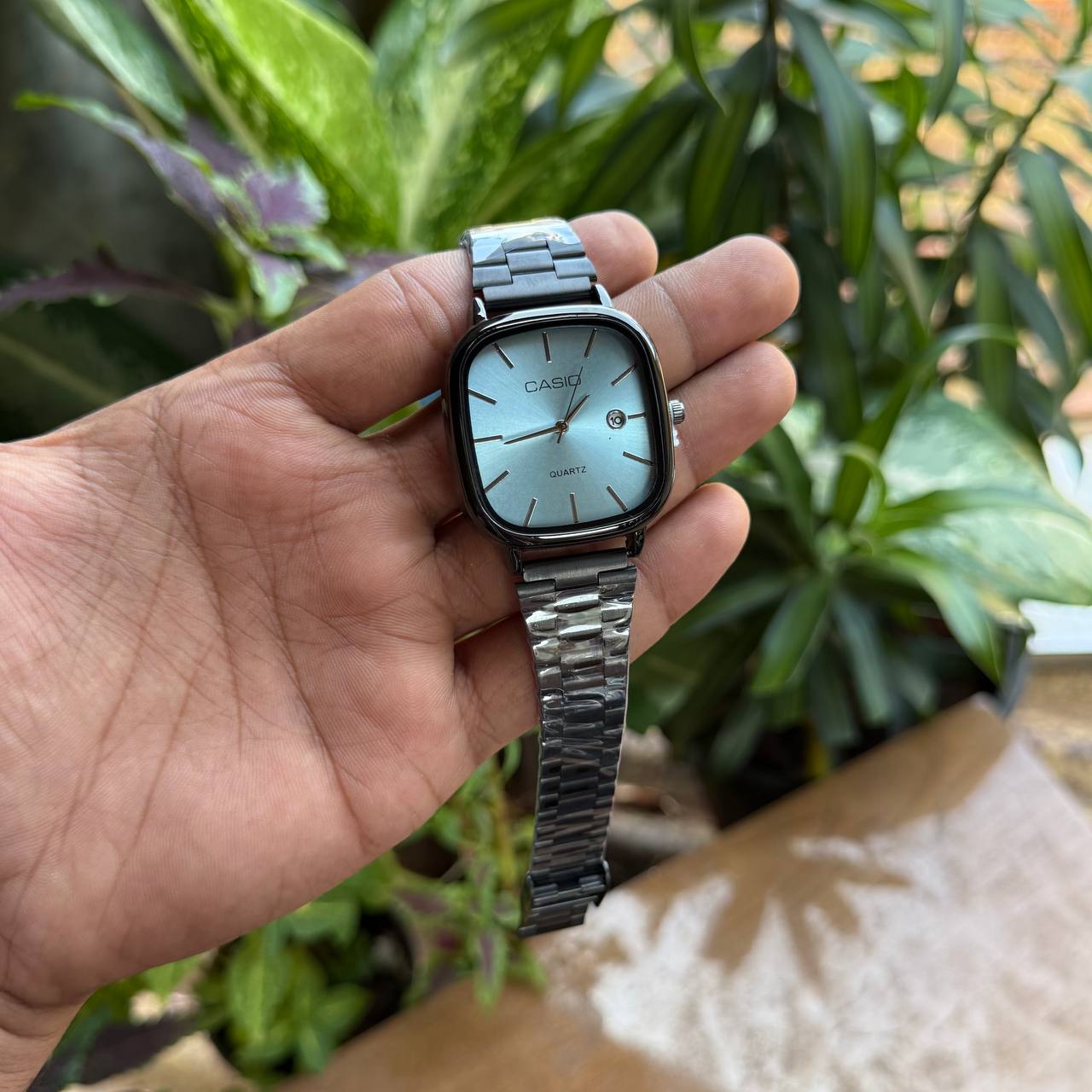 Vintage Classic (Analog Watch)