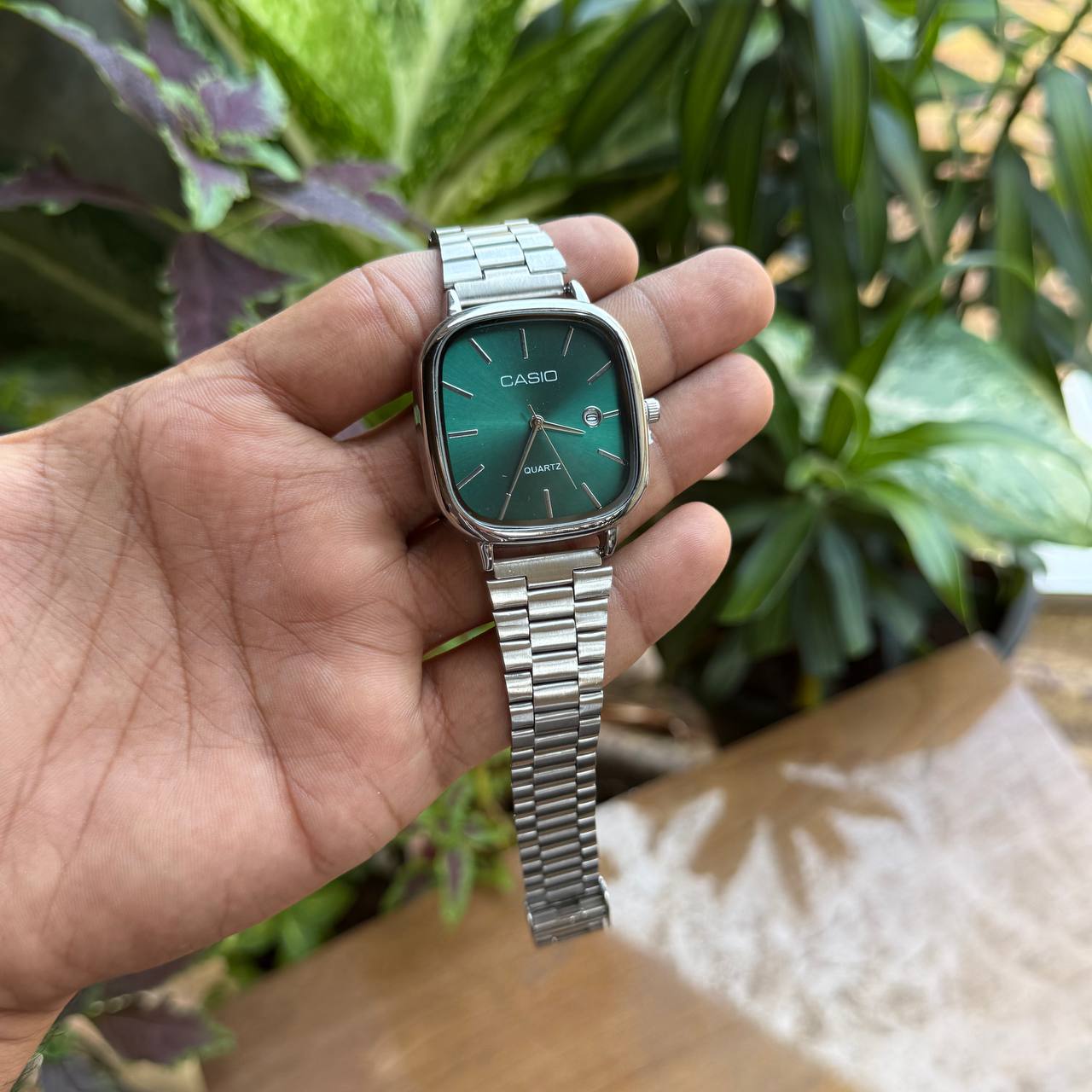 Vintage Classic (Analog Watch)