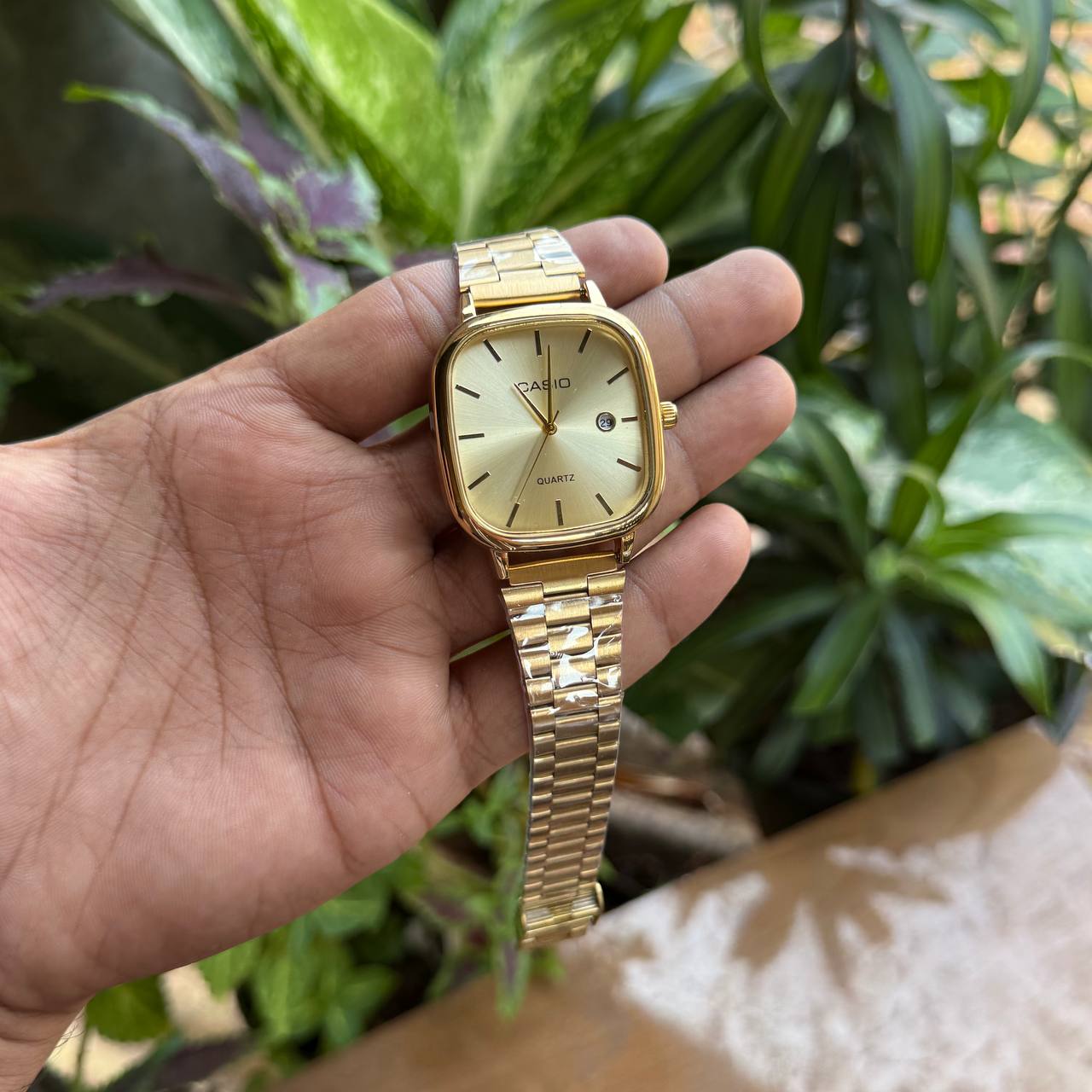 Vintage Classic (Analog Watch)
