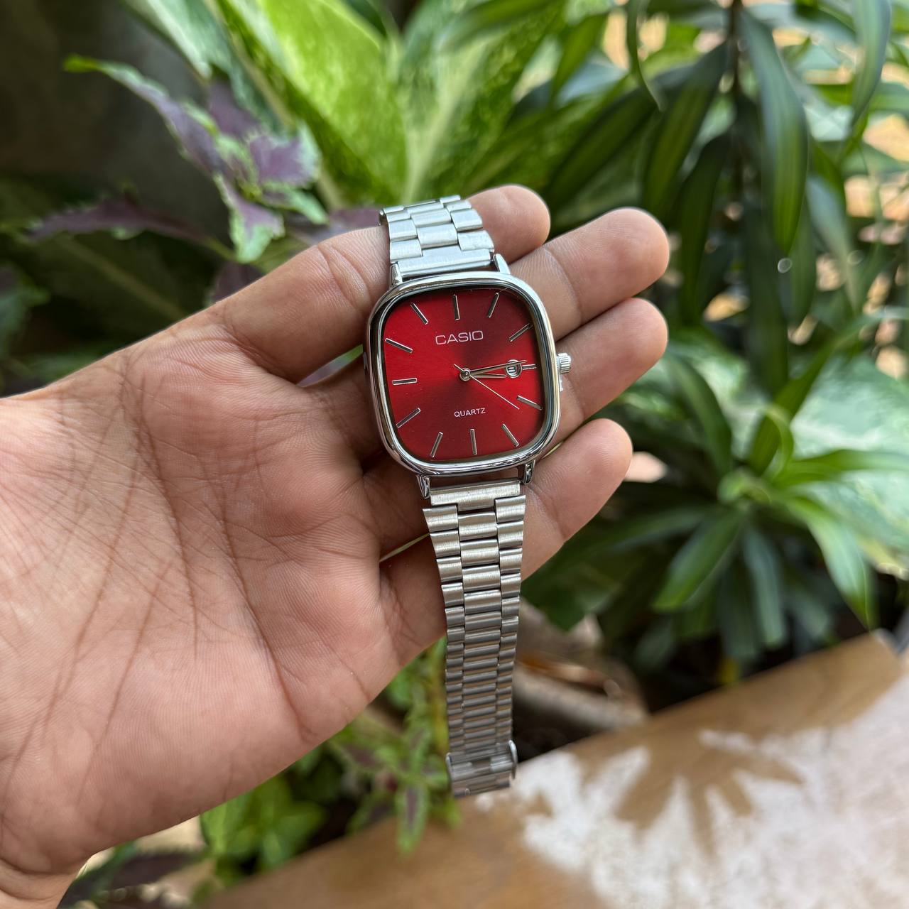 Vintage Classic (Analog Watch)