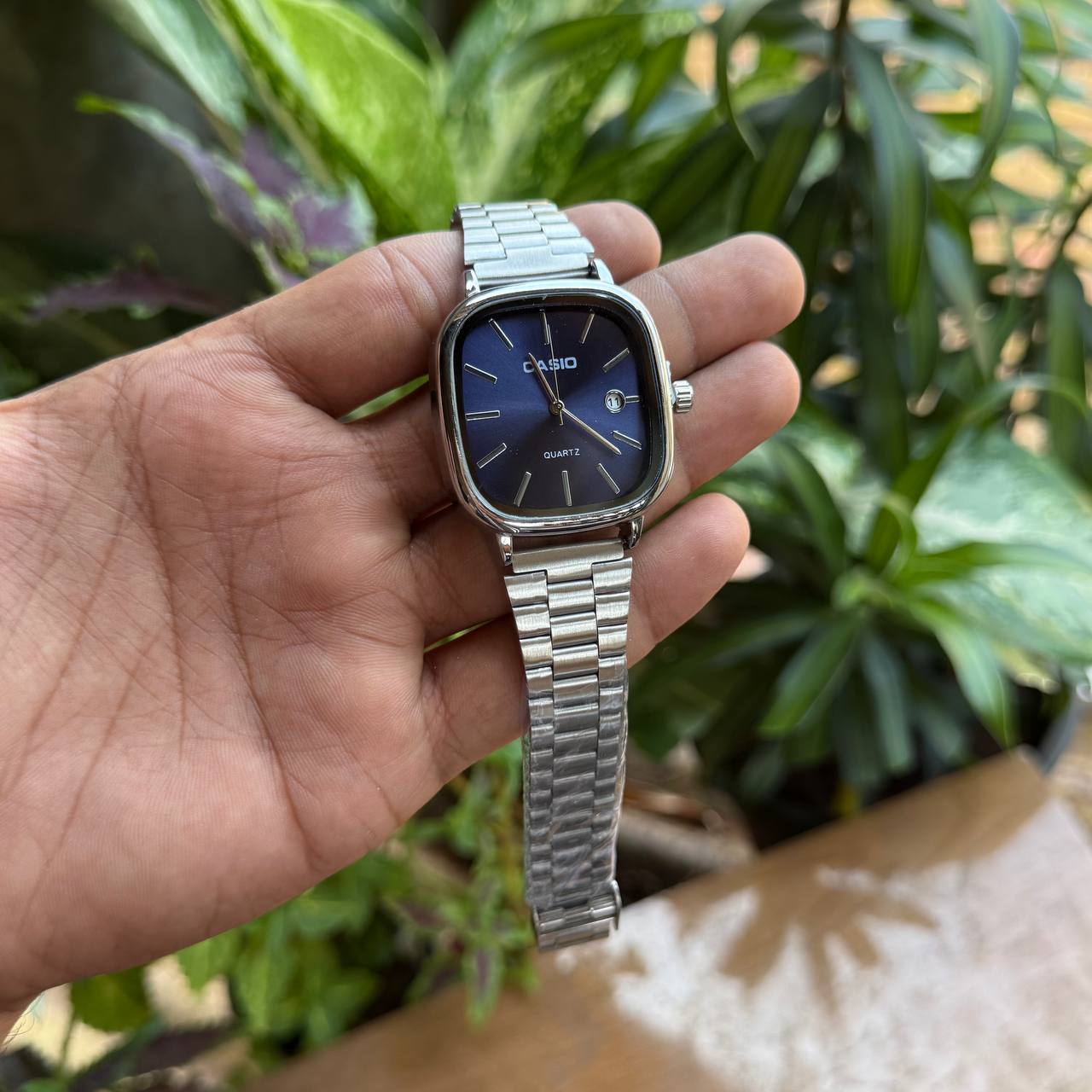 Vintage Classic (Analog Watch)