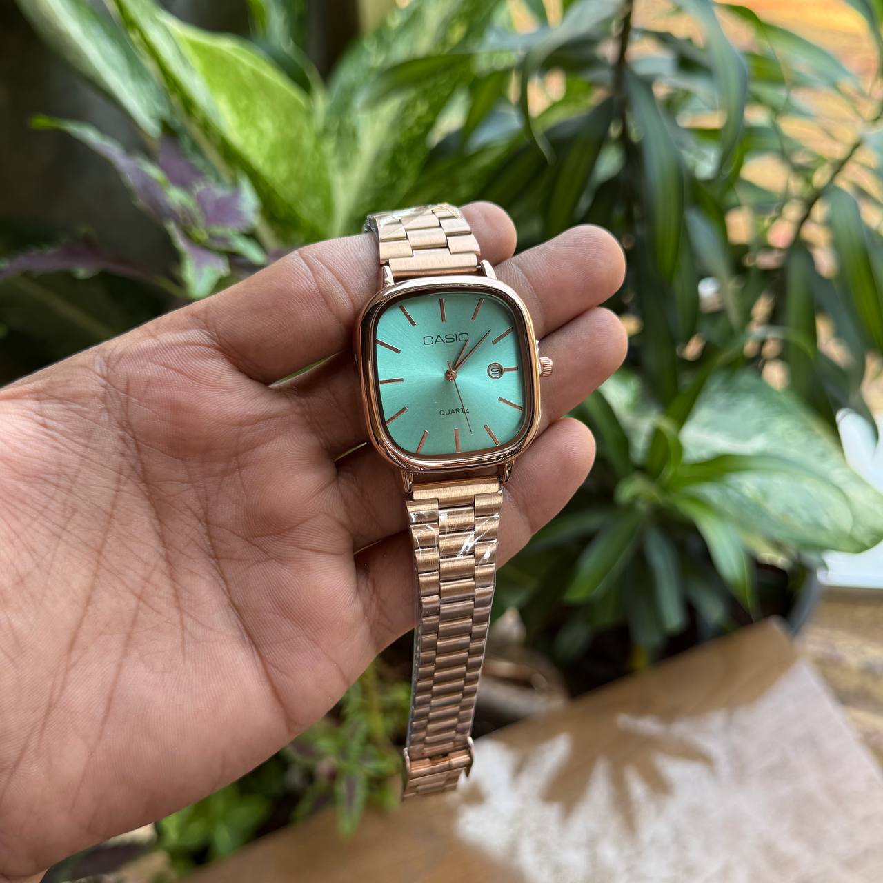 Vintage Classic (Analog Watch)